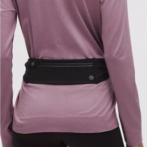 Lululemon Black S/M Fast and Free Running Belt